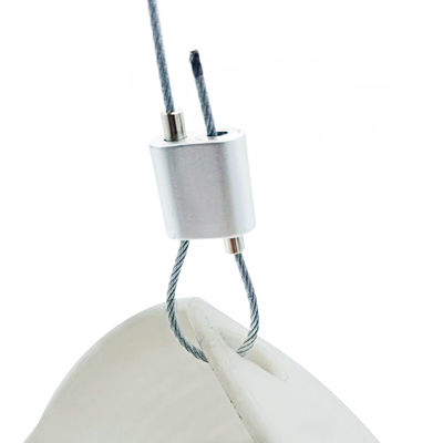 निकेल प्लेटेड केबल लूपिंग ग्रिपर, लाइटिंग सिस्टम के लिए 0.6mm~2.0mm केबल व्यास के साथ - मुफ्त नमूना और 7 दिन की डिलीवरी