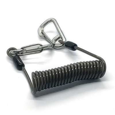 गिरने से सुरक्षा के लिए कैरबिनर के साथ उपकरण सुरक्षा डोरी